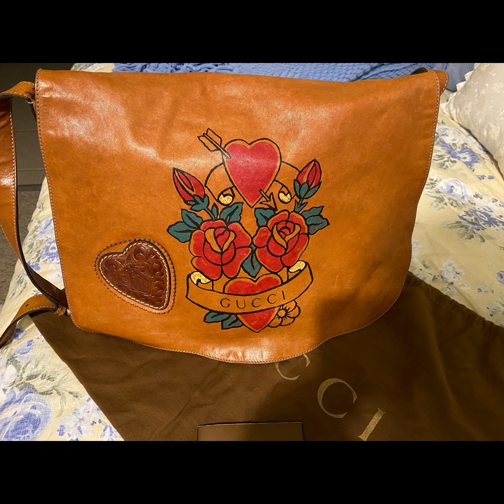 100% AUTHENTIC VINTAGE GUCCI Heart Tribeca Bag